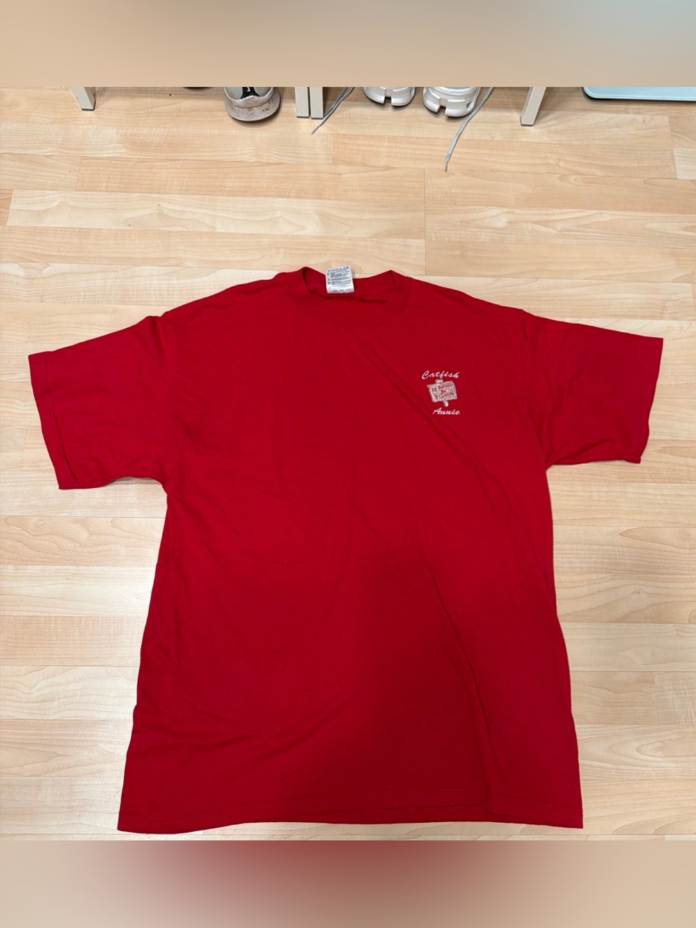 Gildan Red Short Sleeve Crewneck T-Shirt with Chest Print